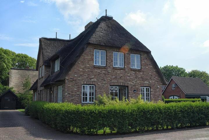 Ferienhaus für 4 Personen, mit Terrasse und Garten sowie Sauna in Midlum - 2