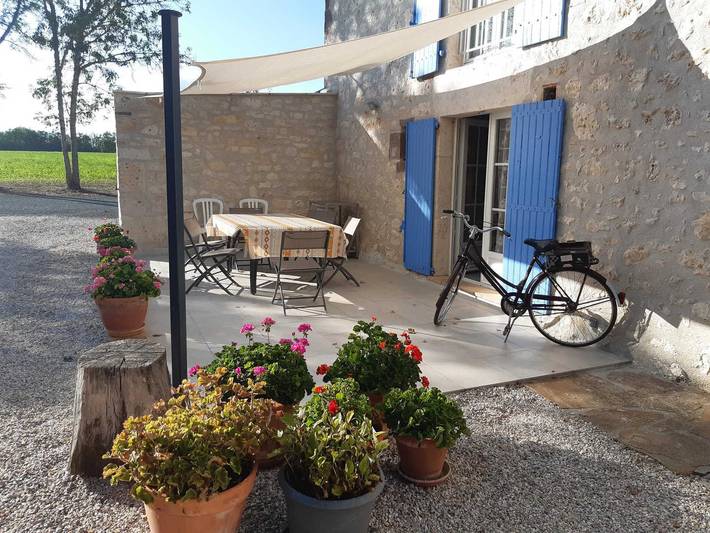 Gîte pour 6 personnes, avec Terrasse ainsi que Jardin et Piscine dans le Tarn - 3