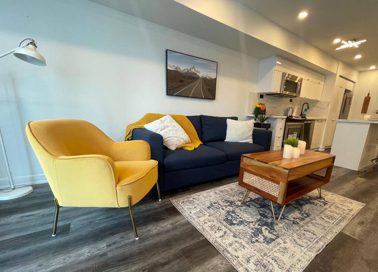 Holiday Rental for 8 People in Georgina, Ontario