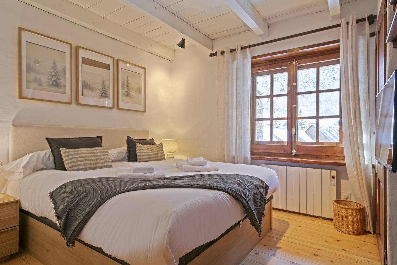 Ganze Wohnung, Luderna - Apartamento con terraza Eth Picot in Tredós, Naut Aran