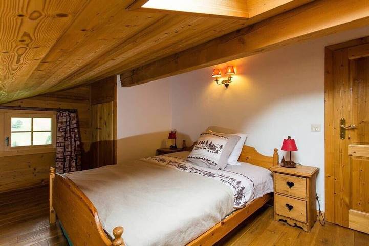 Gîte pour 8 personnes, avec jacuzzi et balcon à Rougemont - 2