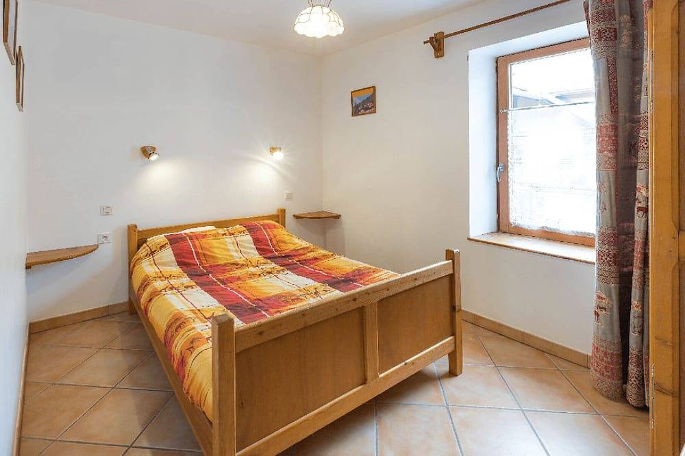 Entire apartment, Gites Simond welcomes you to Arvieux in the heart of the Queyras Regional Park, in Arvieux, Queyras