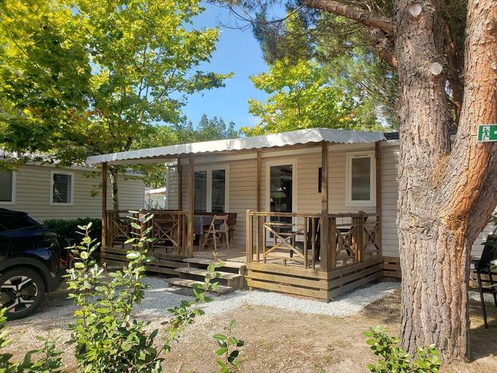 Camping für 6 Personen, mit Whirlpool und Terrasse sowie Pool in Lit-et-Mixe