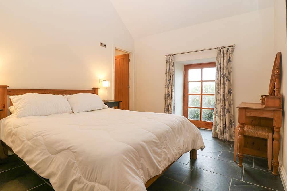 The Old Dairy, pet friendly, country holiday cottage in Abersoch in Abersoch, Gwynedd