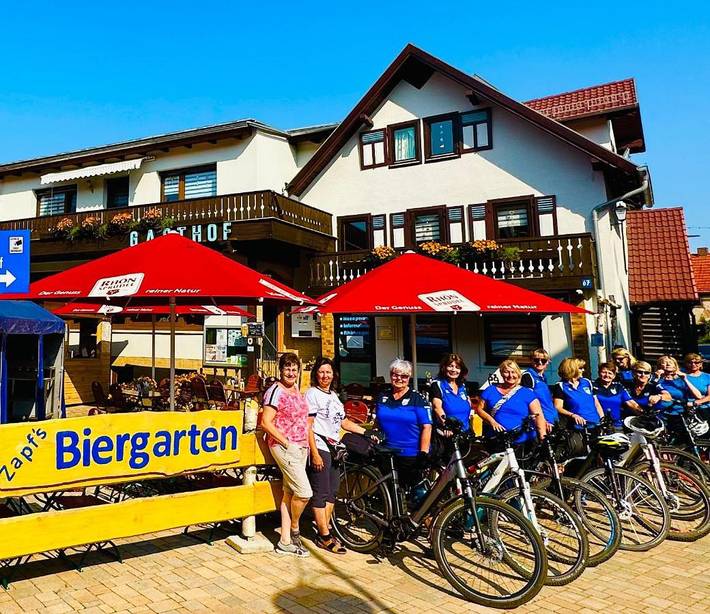 Hotel, mit Whirlpool und Pool sowie Sauna