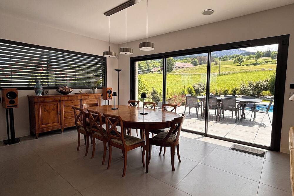 Villa \"Panorama\" with pool and indoor spa in La Roche-sur-Foron, Region Bonneville