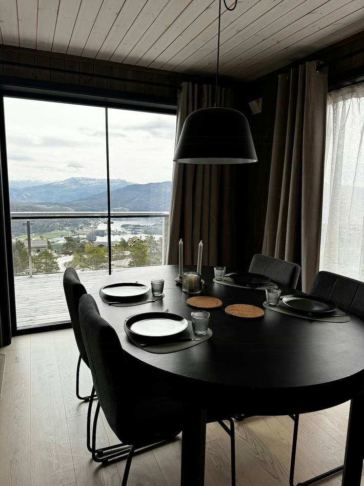 Feriehus for 6 personer, med Terrasse i Vrådal