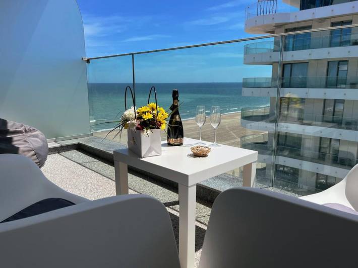 Appartement de vacances pour 2 personnes, avec vue sur le lac ainsi que vue et balcon