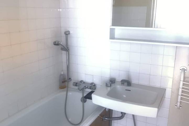 Gîte pour 6 personnes, avec balcon dans Plage Caroual - 4