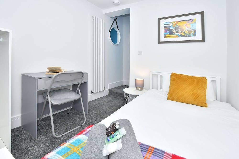 Einzelzimmer-Gemeinsames Badezimmer in Crewe, Cheshire East