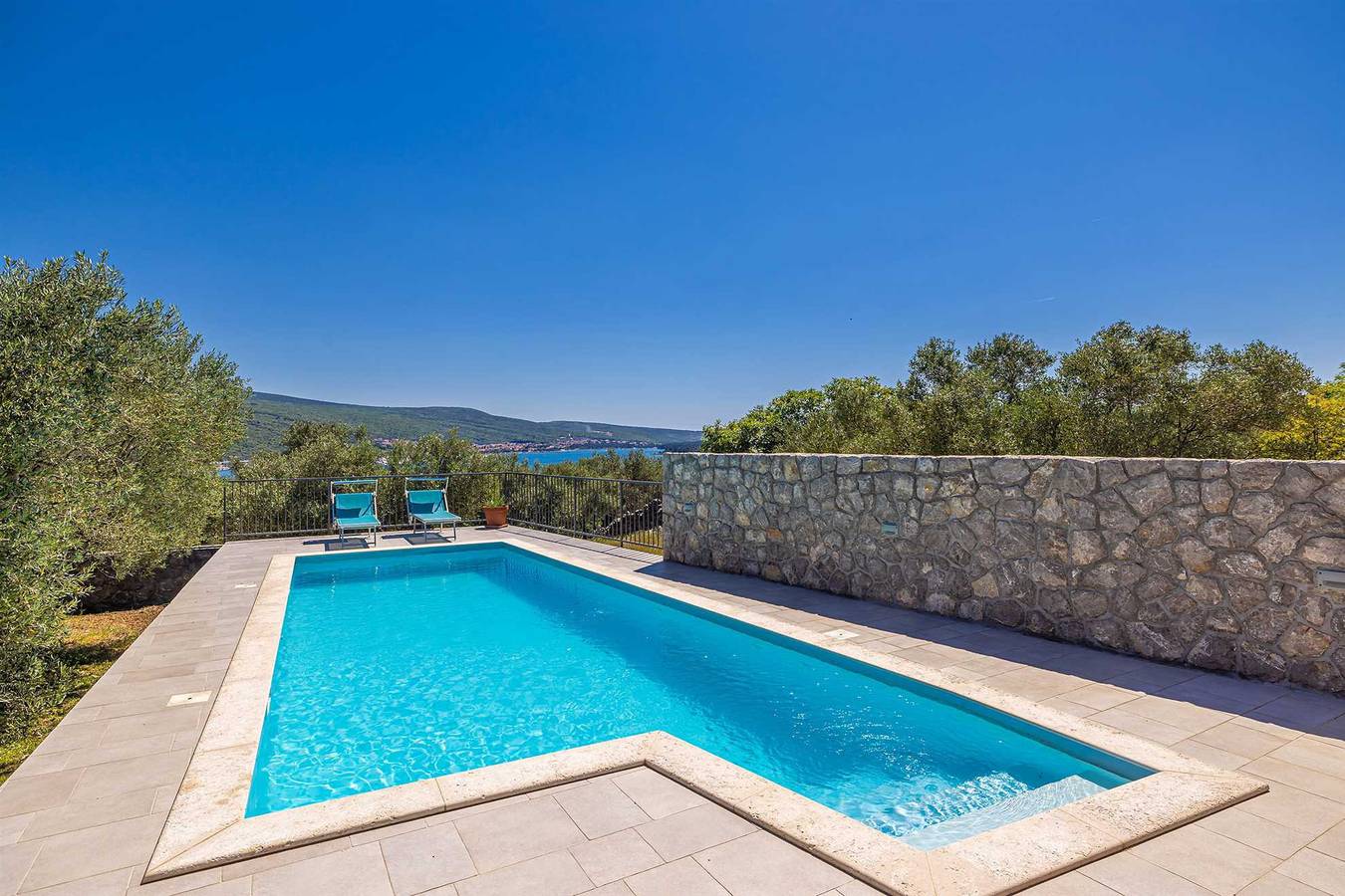 Ferienhaus Ledine mit Pool in Krk Stadt, Krk