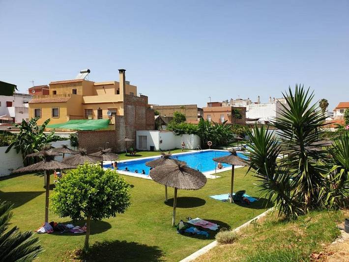 Apartamento de vacaciones para 4 personas, con piscina y balcón - 1