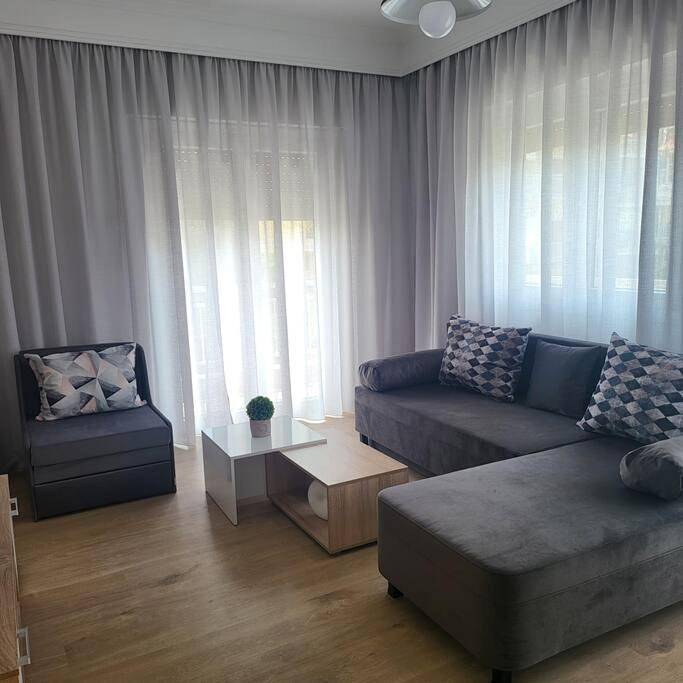 Gîte pour 6 personnes, avec balcon dans Veria