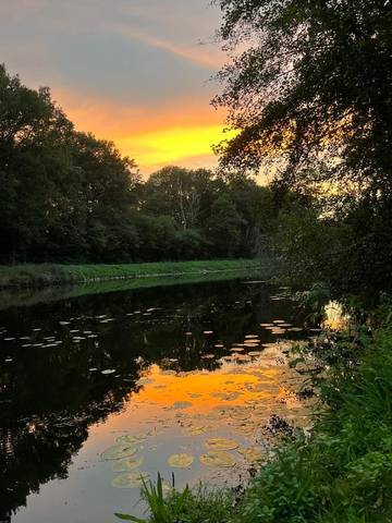 Location de vacances pour 4 personnes, avec terrasse ainsi que jardin et jacuzzi à Saint-Laurent-sur-Oust