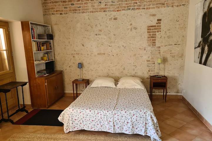 Gîte pour 6 personnes, avec jardin à Jouy-le-Potier - 2