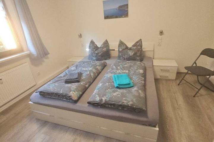 Ganze Wohnung, Gemütliche Ferienwohnung \"Luisa\" am Rande des Erzgebirges. in Niederwiesa, Chemnitz und Umgebung