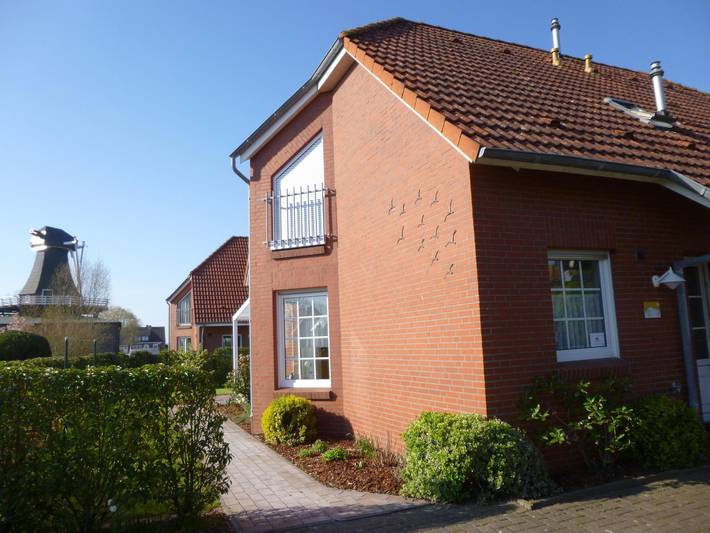 Ferienwohnung für 5 Personen, mit Terrasse und Garten in Neßmersiel - 2