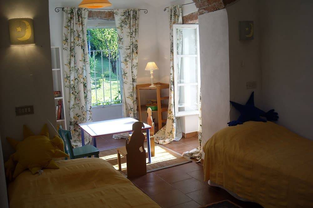 Villa Hill avec piscine privée, jardin paysager et service de chef exquis in Acqui Terme, Province d'Alexandrie