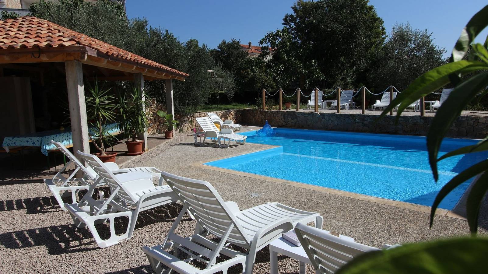 Cały apartament, Apartament wakacyjny dla 4 osób z basen in Sveti Vid-Miholjice, Malinska-Dubašnica