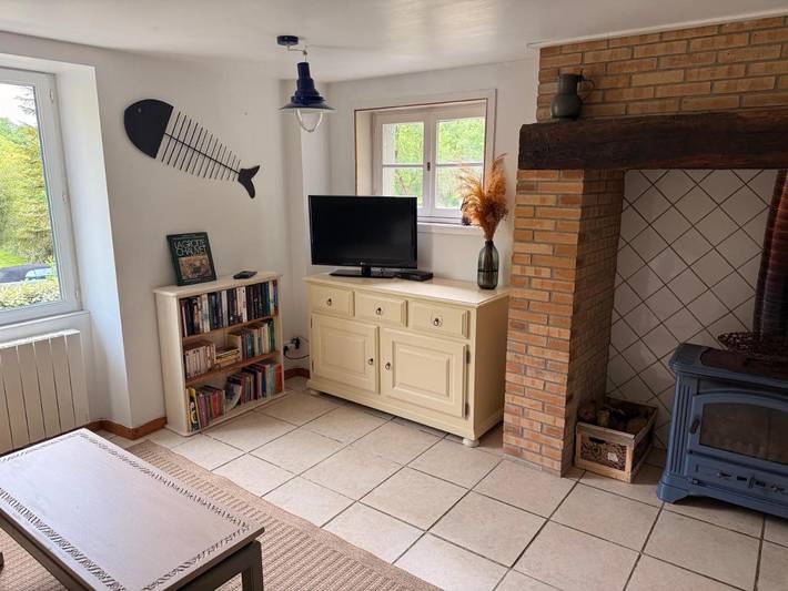 Location de vacances pour 4 personnes, avec piscine ainsi que vue et jardin à Lachapelle-Auzac - 3