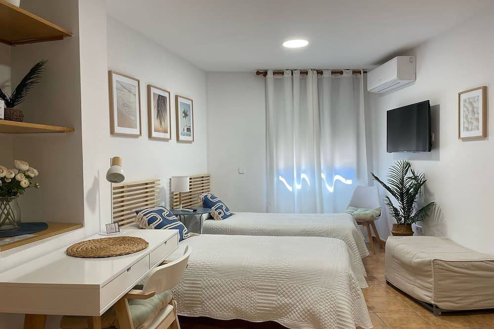 Appartement entier, Hotel Apartments Atrium Historic Center. 1.3 in Alcalá de Henares, Communaute de Madrid