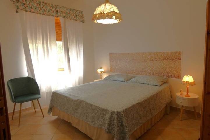 Location de vacances pour 8 personnes, avec terrasse et jardin, animaux acceptés à Giove - 4