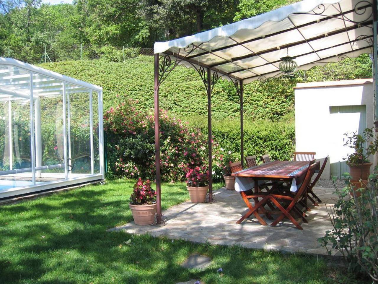 Les sittelles in Montferrer, Céret en omgeving