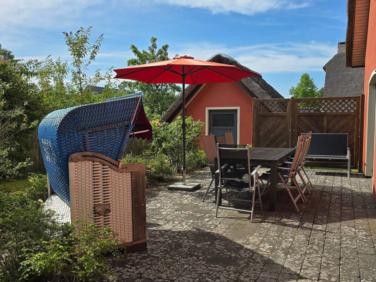 Reetgedecktes Ferienhaus Seeblick mit Kamin - Ferienhaus mit Kamin in Stubbenfelde, Loddin