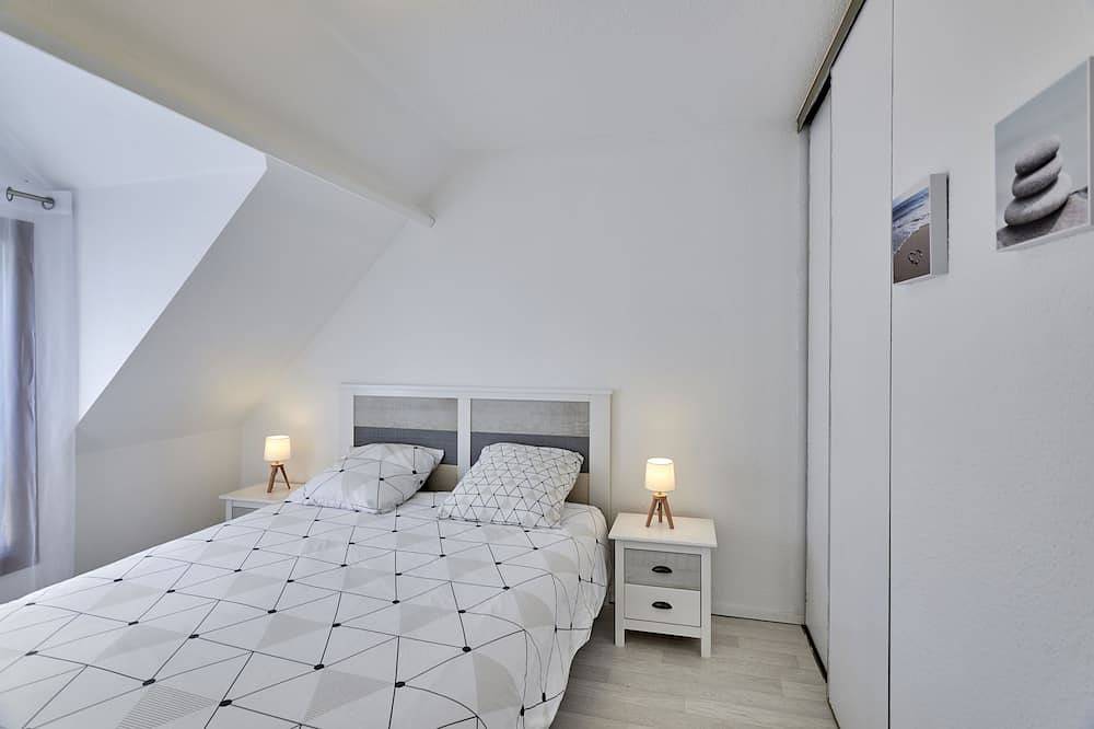 Haus mit Garten, 8 Minuten Strand La Baule, Residenz mit Pool in Guérande, Côte d'Amour