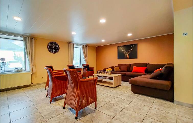 Location de vacances pour 14 personnes, avec jardin et terrasse à Houffalize - 3