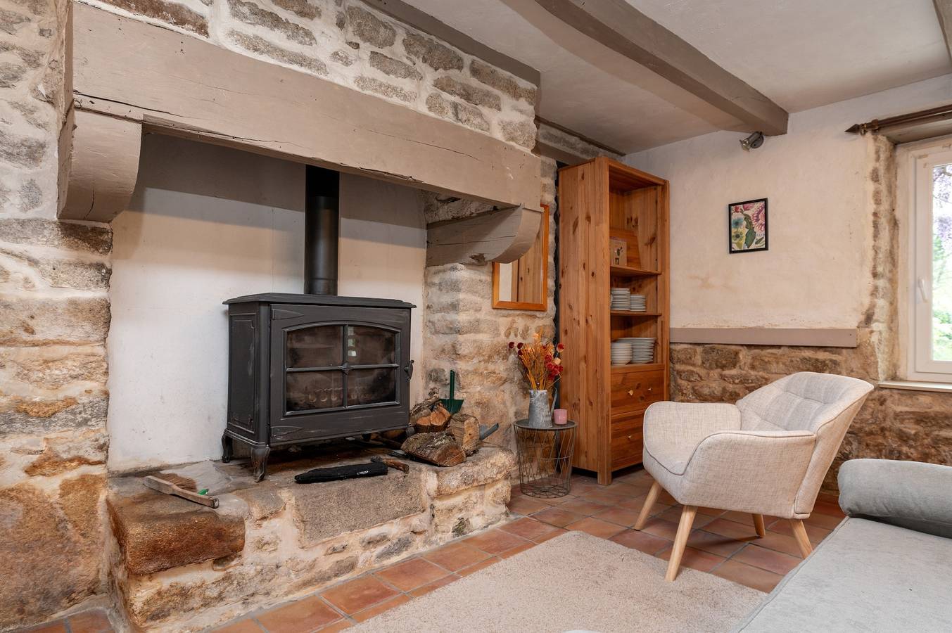 Maison d’hôtes « Chambre Carnac » avec salle d'eau et Wc privatifs, jardin et coin salon partagés. in Guilligomarc'h, Région de Quimper