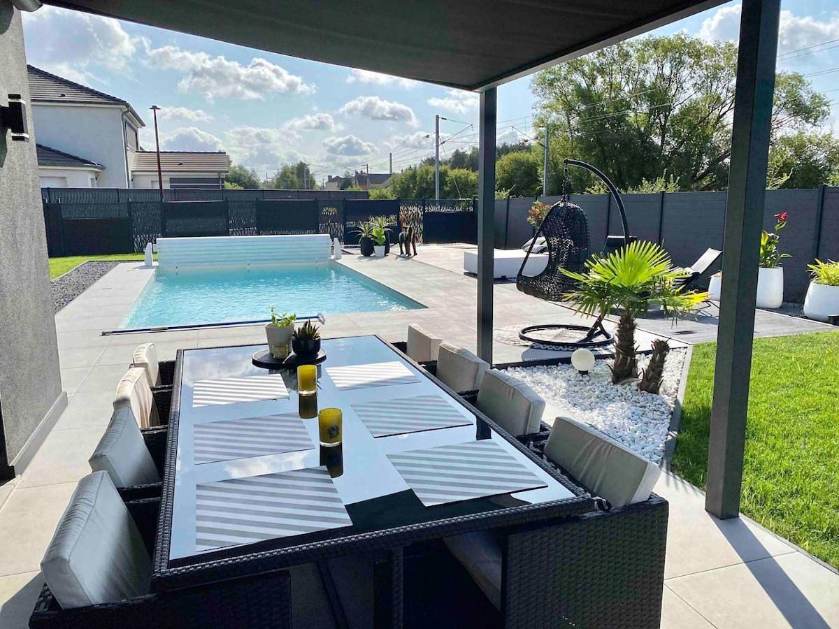 L'escapade Lorraine - Villa and private pool in Florange, Moselle