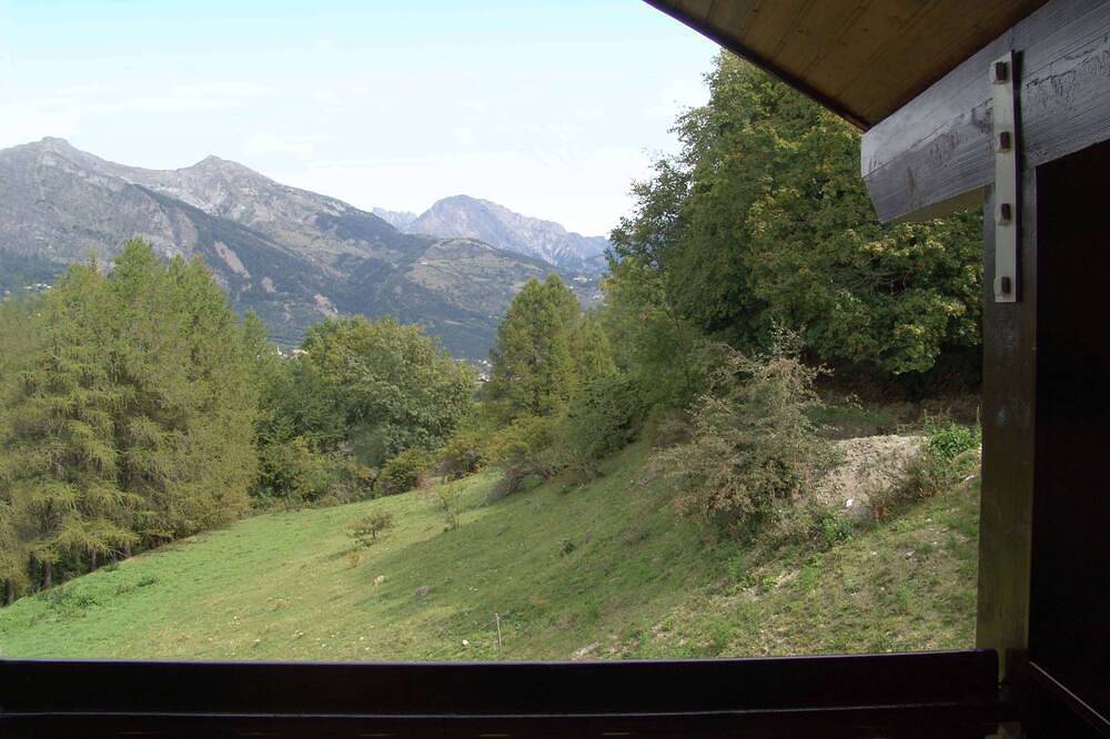 Ganze Wohnung, Ecrins National Park, Hautes Alpes, attractive 30m² fully-equipped apartment up for grabs in Saint-Léger-les-Mélèzes, Nationalpark Écrins
