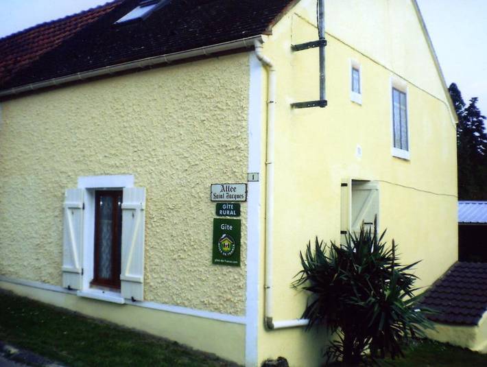 Gîte pour 4 personnes, avec terrasse et jardin dans Seine-et-Marne