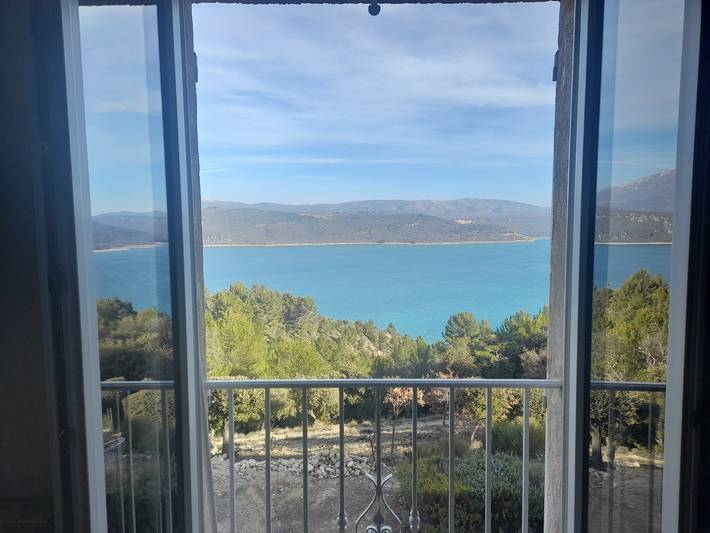 Ferienwohnung für 4 Personen, mit Terrasse und Seeblick in der Verdonschlucht - 2