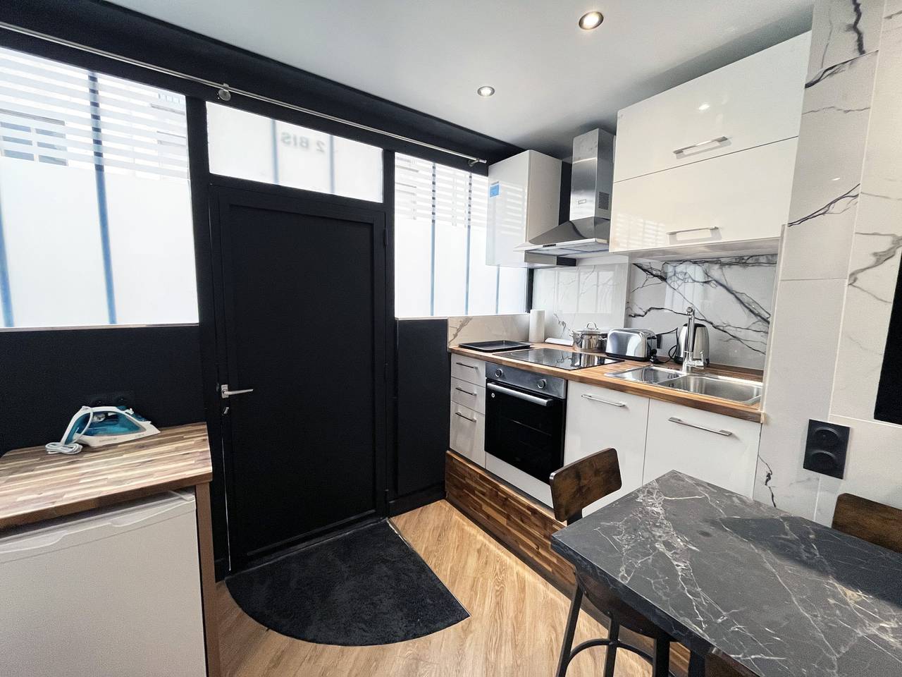 Ganze Wohnung, Edouard Jacques in 14e Arrondissement, Paris