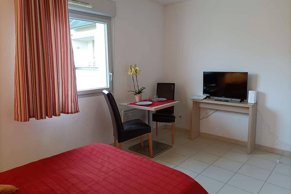 Entire apartment, Studio Dans Résidence Avec Piscine in Salies-de-Béarn, Béarn
