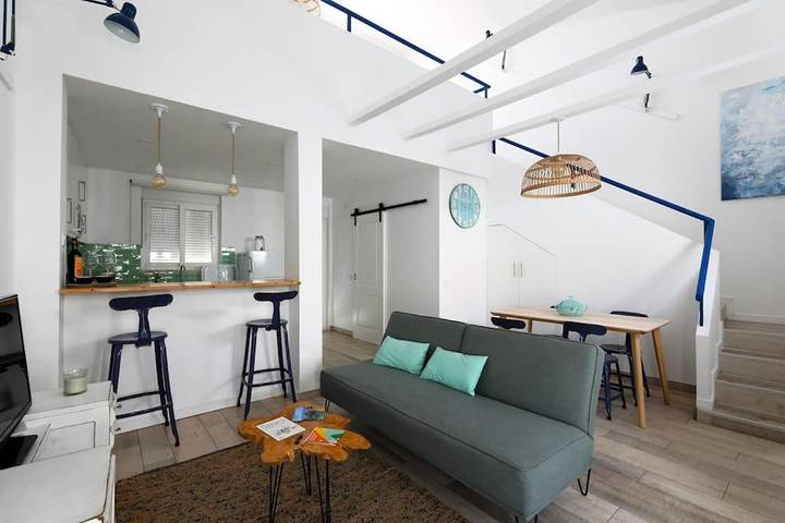 Location de vacances pour 3 personnes, avec terrasse à Sines - 3