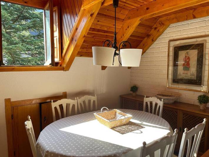 Gîte pour 7 personnes, avec sauna et piscine ainsi que jardin et vue dans Betren - 2