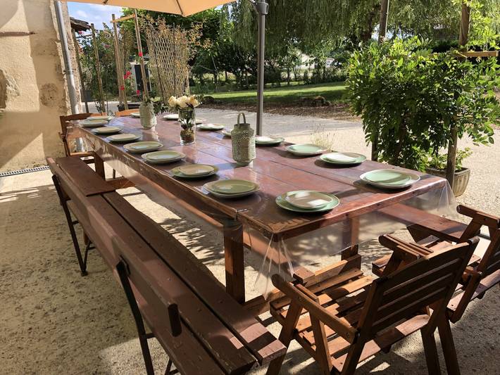 Gîte pour 10 personnes, avec piscine, adapté aux familles à Saint-Martin-de-Gurson - 3