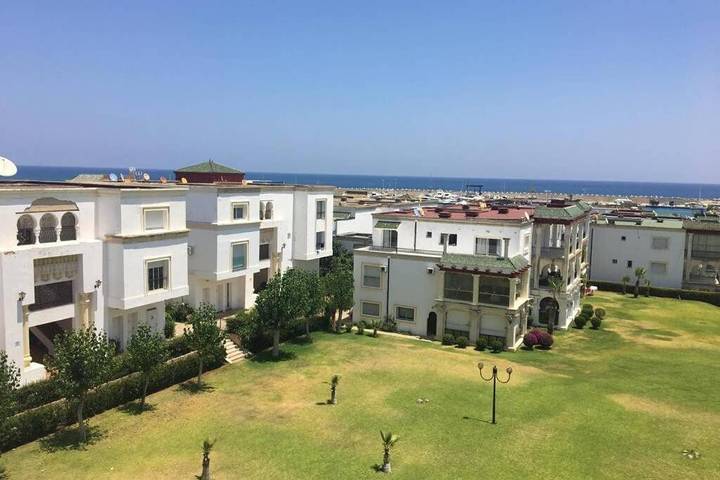 Gîte pour 3 personnes, avec vue et terrasse, animaux acceptés dans Marina Smir - 3