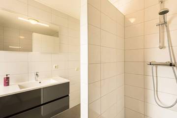 Villa for 6 Guests in 's-Gravenzande, North Sea Netherlands, Picture 2