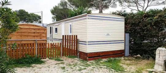 Location de vacances pour 4 personnes, avec piscine et terrasse dans Circuit Paul-Ricard