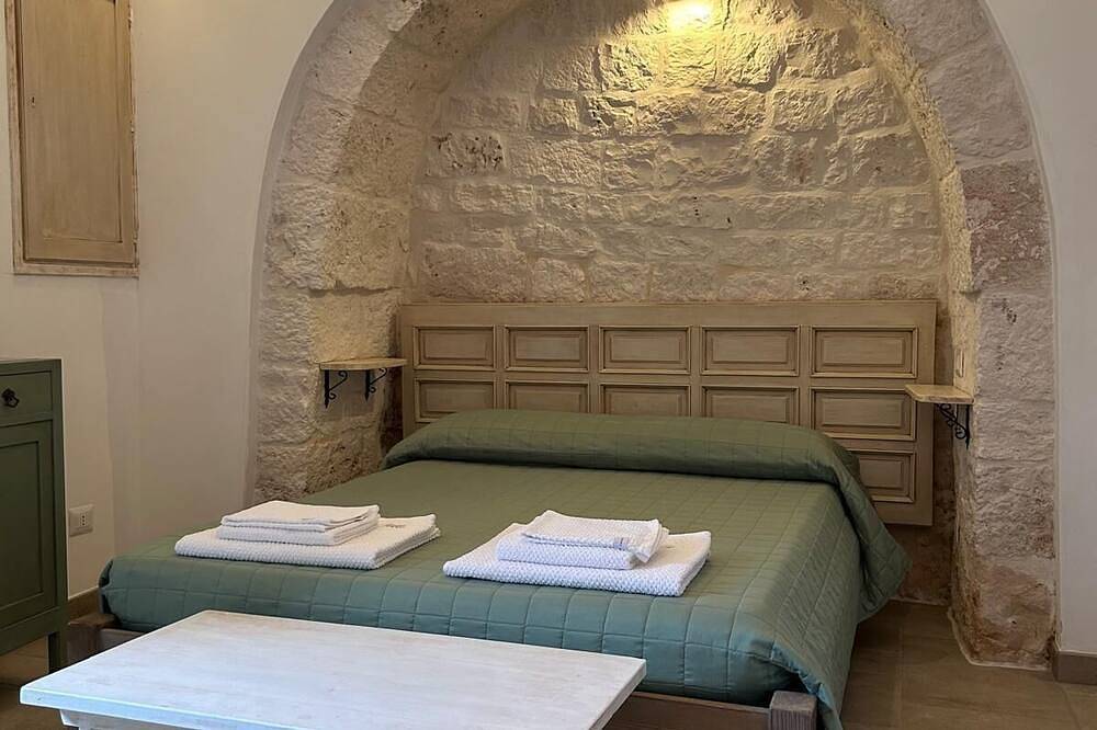 Iconico - Authentic Trulli Experience in Cisternino, Salento