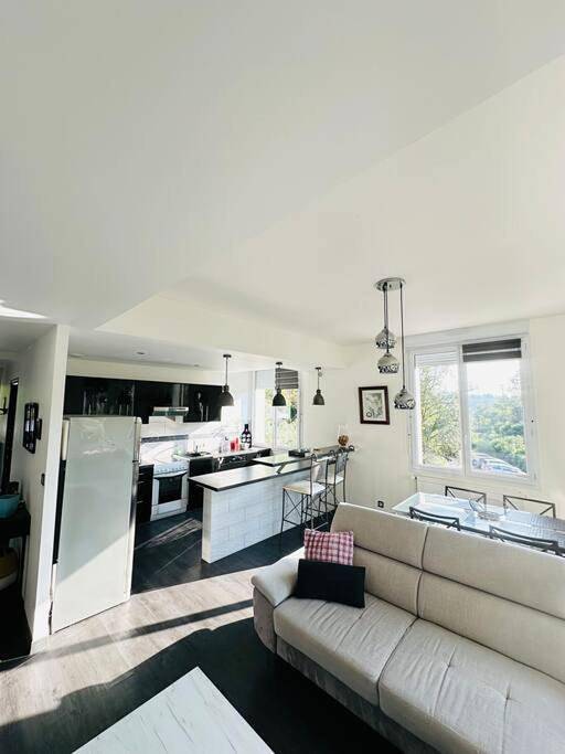 Appartement entier, Le Saint Jean in Montcy-Notre-Dame, Ardennes