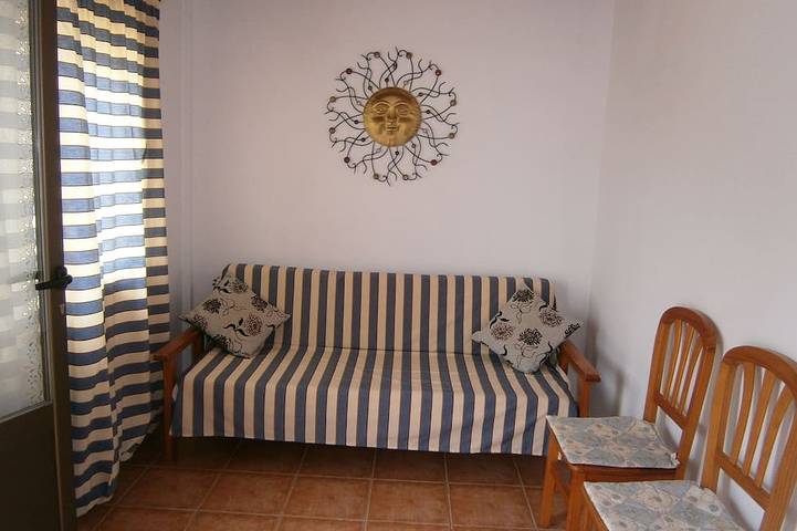 Apartamento entero, Apart.para 2-3per.con jardin,parking,aire acon y wifi. Descuentos Para Sep-Octu. in Formentera, Islas Baleares