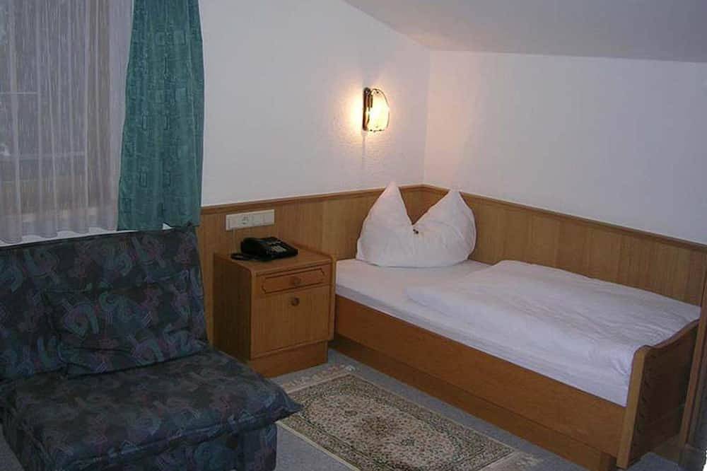 Apartamento entero, Habitación doble tipo C con baño, Wc, balcón - Pensión \"Pension Nockspitz\" in Mutters, Innsbruck y alrededores