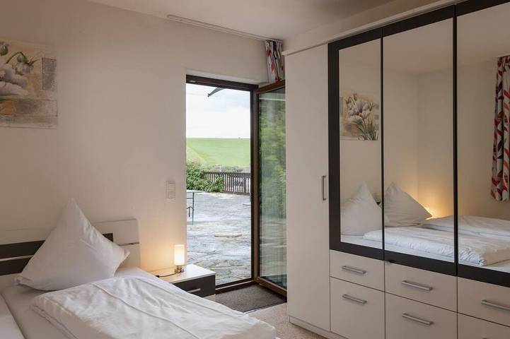 Ganze Wohnung, Eifelnatur (Haus 1) in Immerath, Vulkaneifel