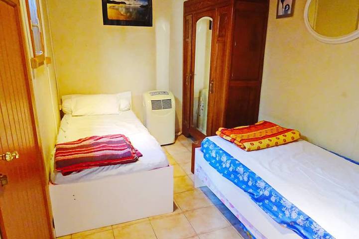 Gîte pour 4 personnes, avec piscine ainsi que terrasse et jardin à Morières-lès-Avignon - 2