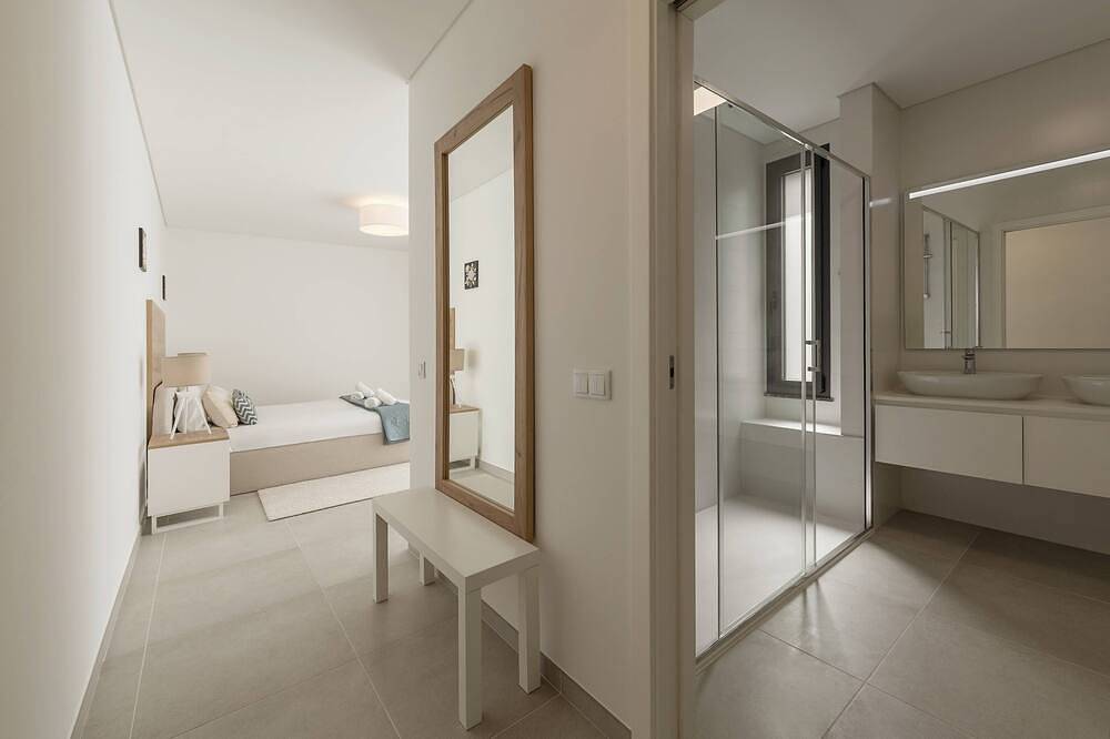 Villa Diana - Private Pool Oasis in São Martinho do Porto, Leiria District